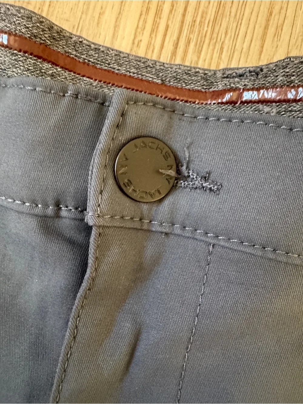 Men's Flat Front Performance Shorts - Gray